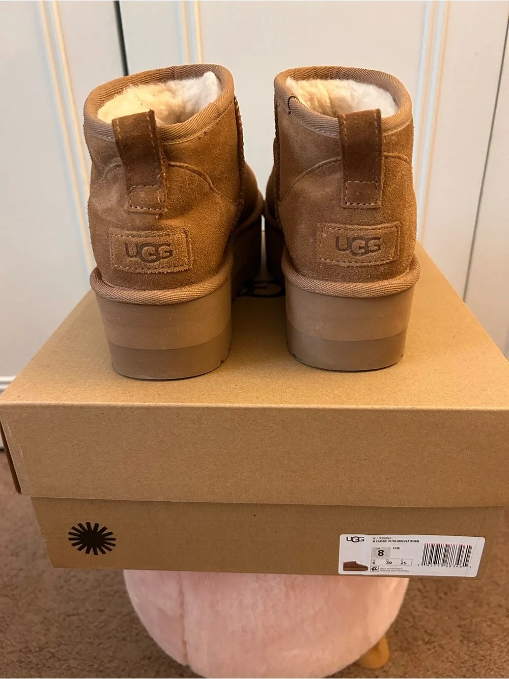 UGG classic ultra